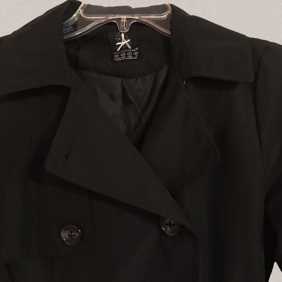 Black Trench Coat - Picture 4 of 5